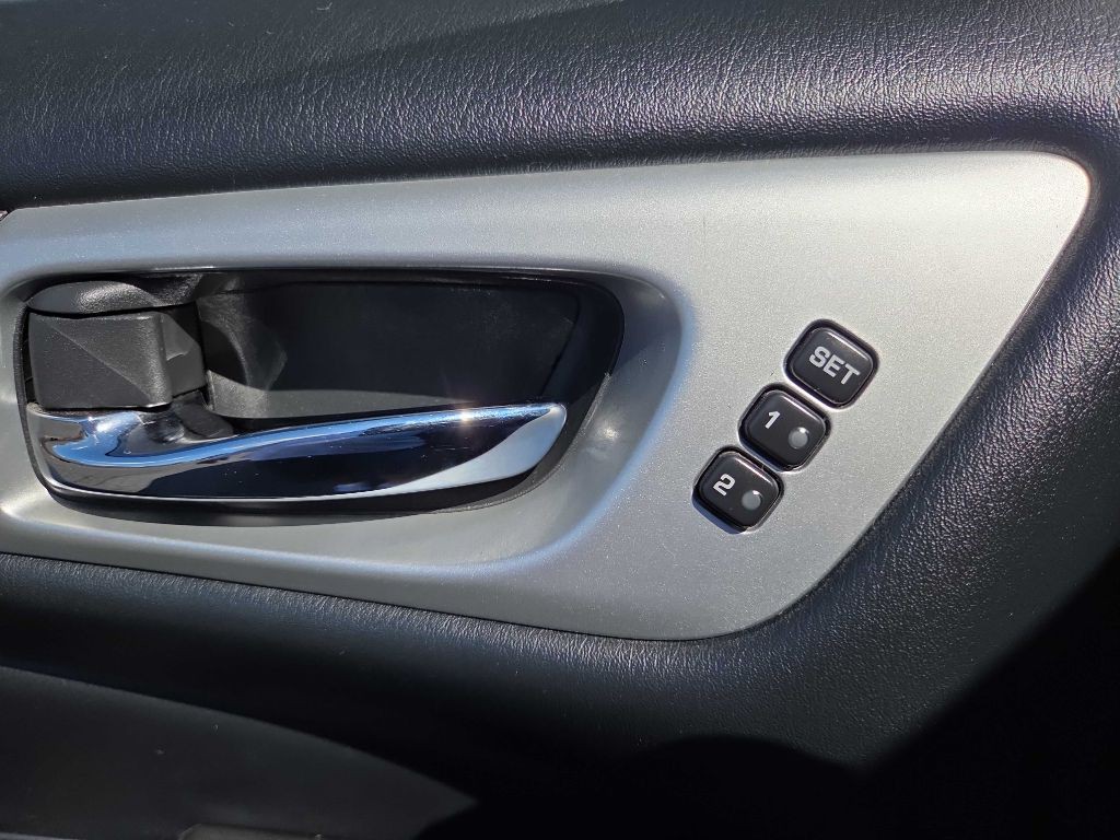 2019 Nissan Pathfinder Image 14