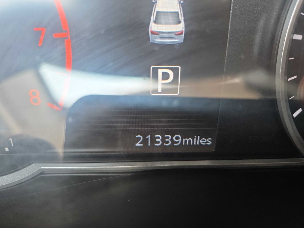 2020 Nissan Versa Image 14