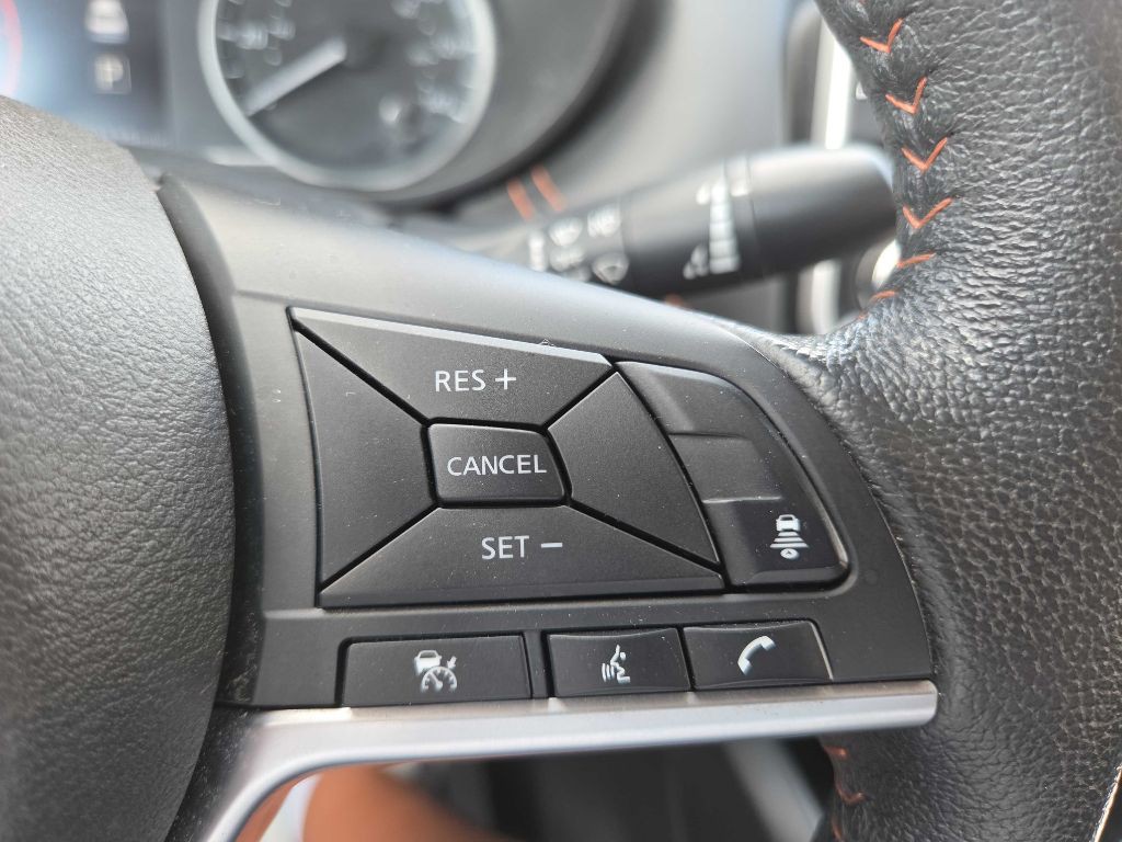 2020 Nissan Versa Image 17