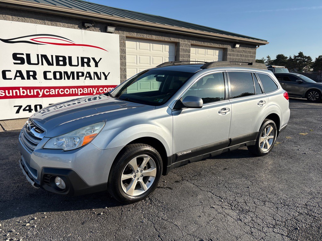 2013 Subaru Outback Image 2