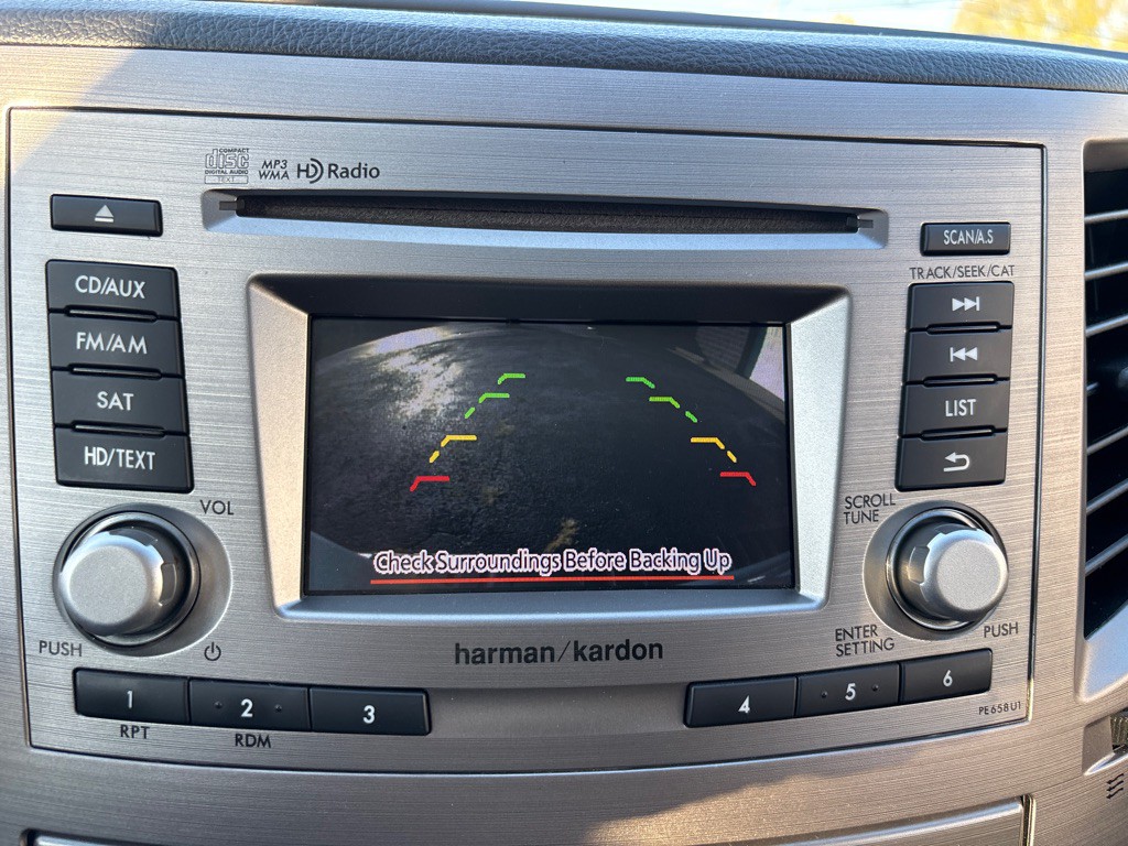 2013 Subaru Outback Image 21