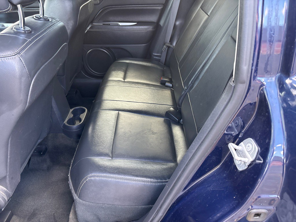 2017 Jeep Compass Image 9