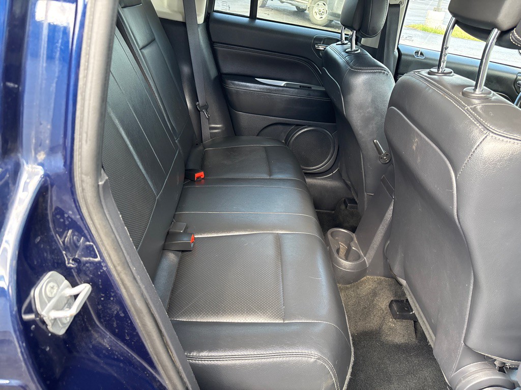 2017 Jeep Compass Image 11