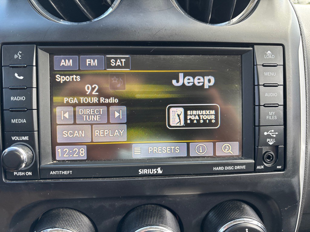 2017 Jeep Compass Image 19