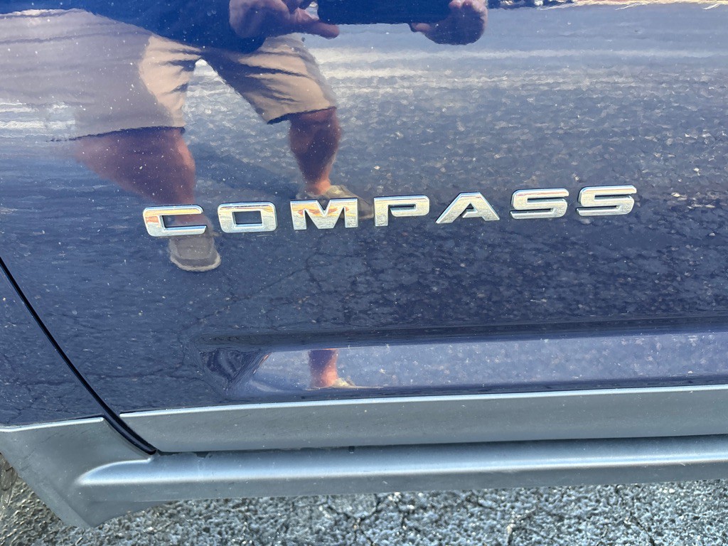 2017 Jeep Compass Image 26