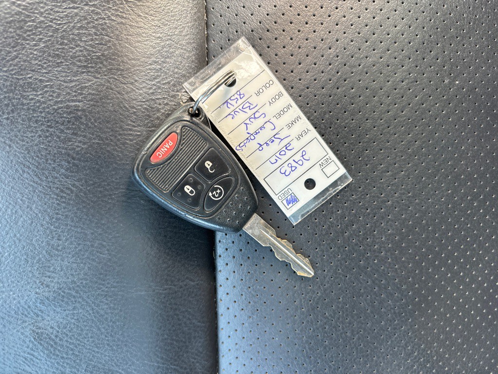 2017 Jeep Compass Image 30