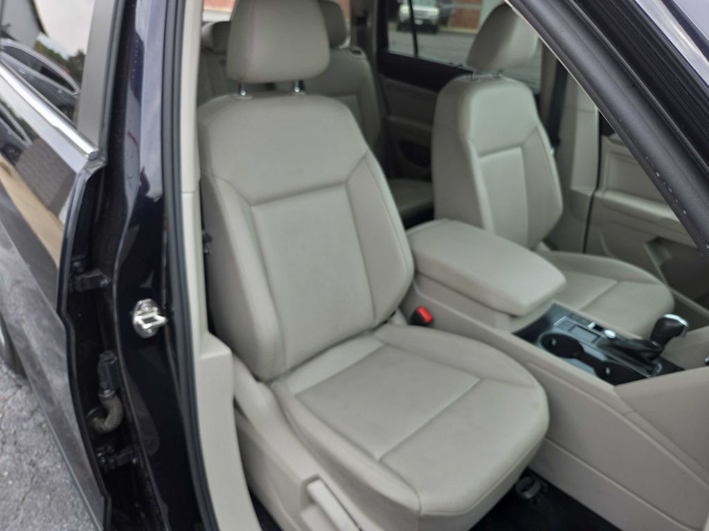 2018 Volkswagen Atlas Image 11