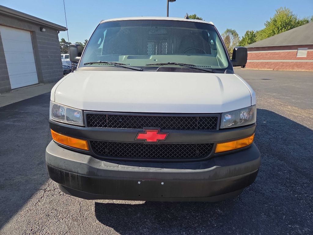 2020 Chevrolet Express Image 3
