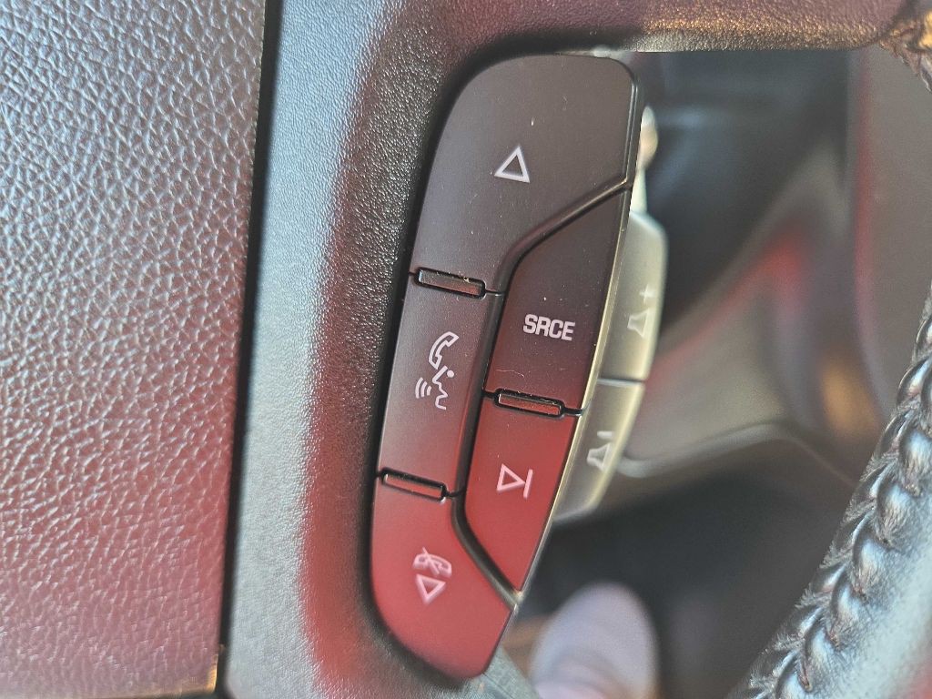 2020 Chevrolet Express Image 21