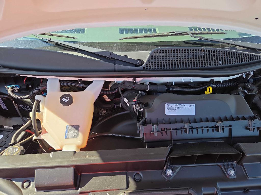 2020 Chevrolet Express Image 28