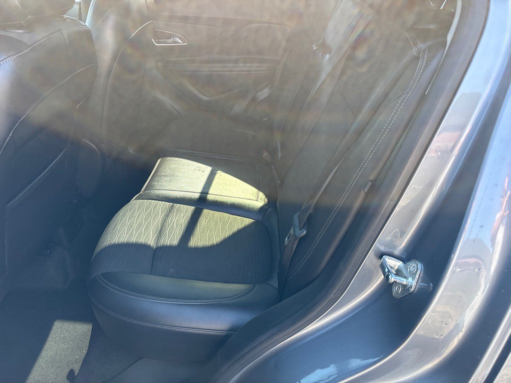 2015 Buick Enclave Image 9