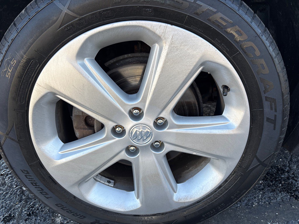 2015 Buick Enclave Image 26