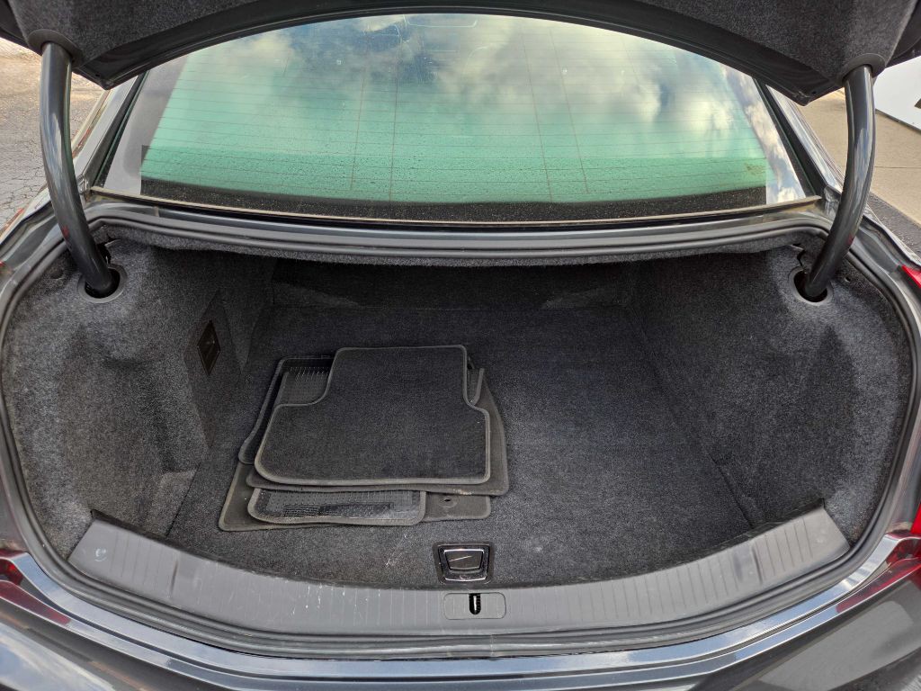 2016 Cadillac XTS Image 12