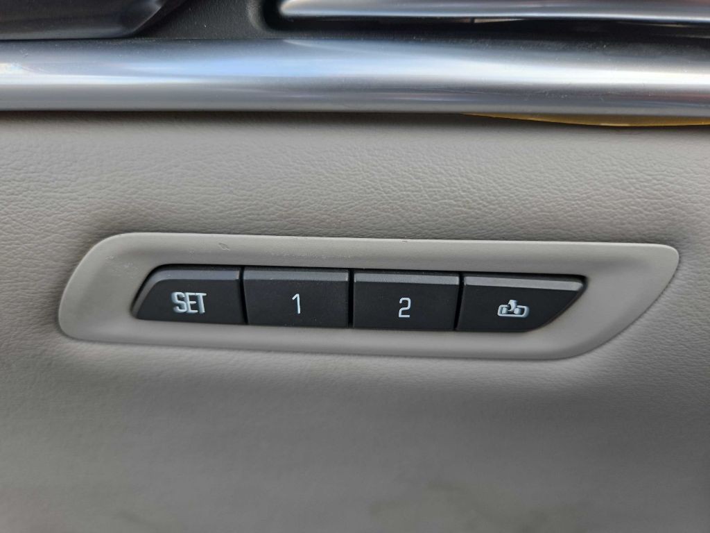 2016 Cadillac XTS Image 14