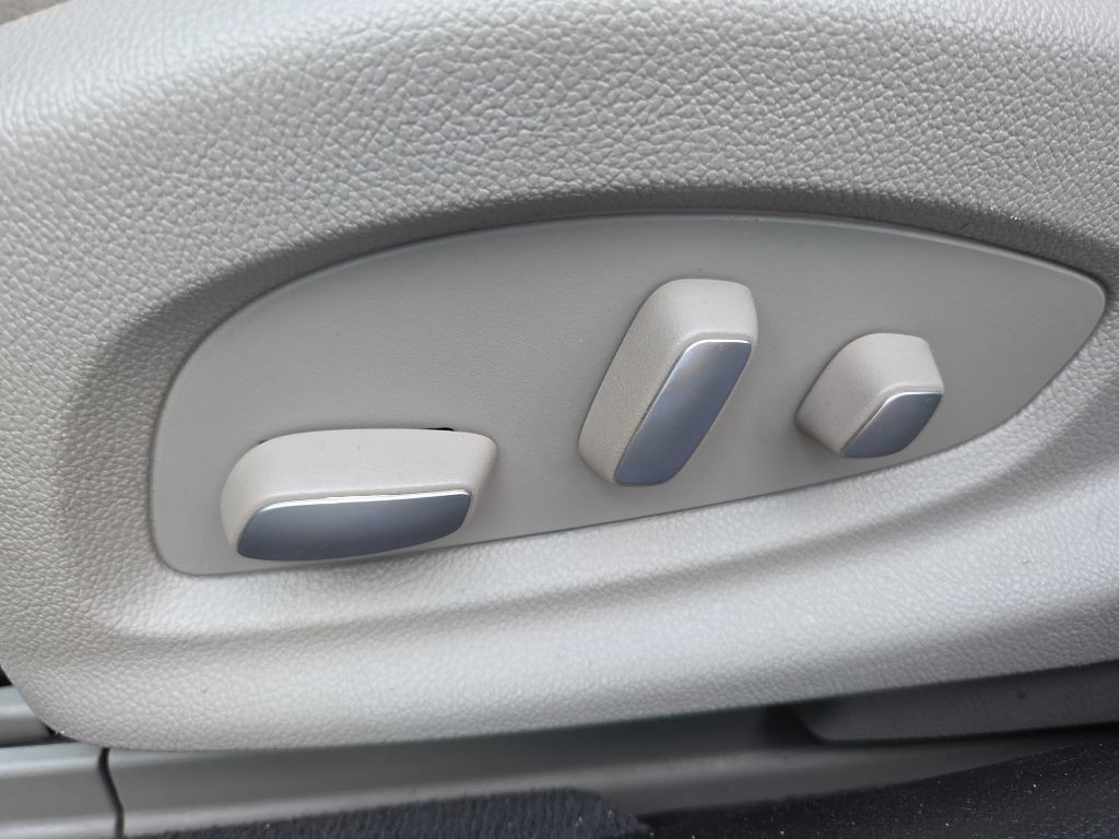 2016 Cadillac XTS Image 16