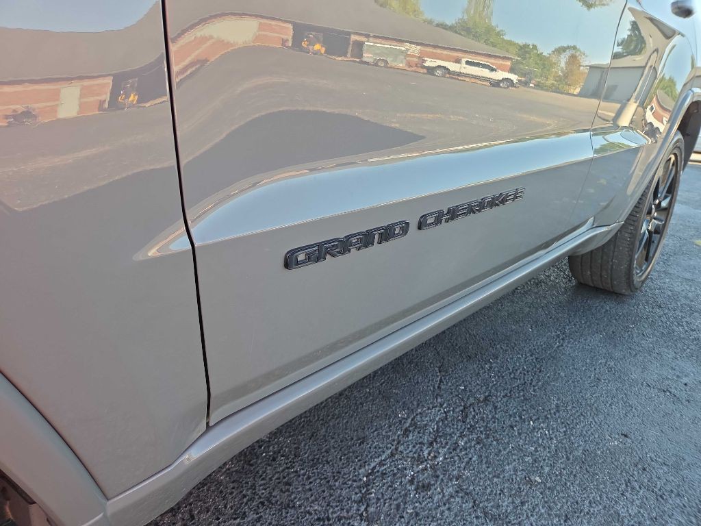 2020 Jeep Grand Cherokee Image 30
