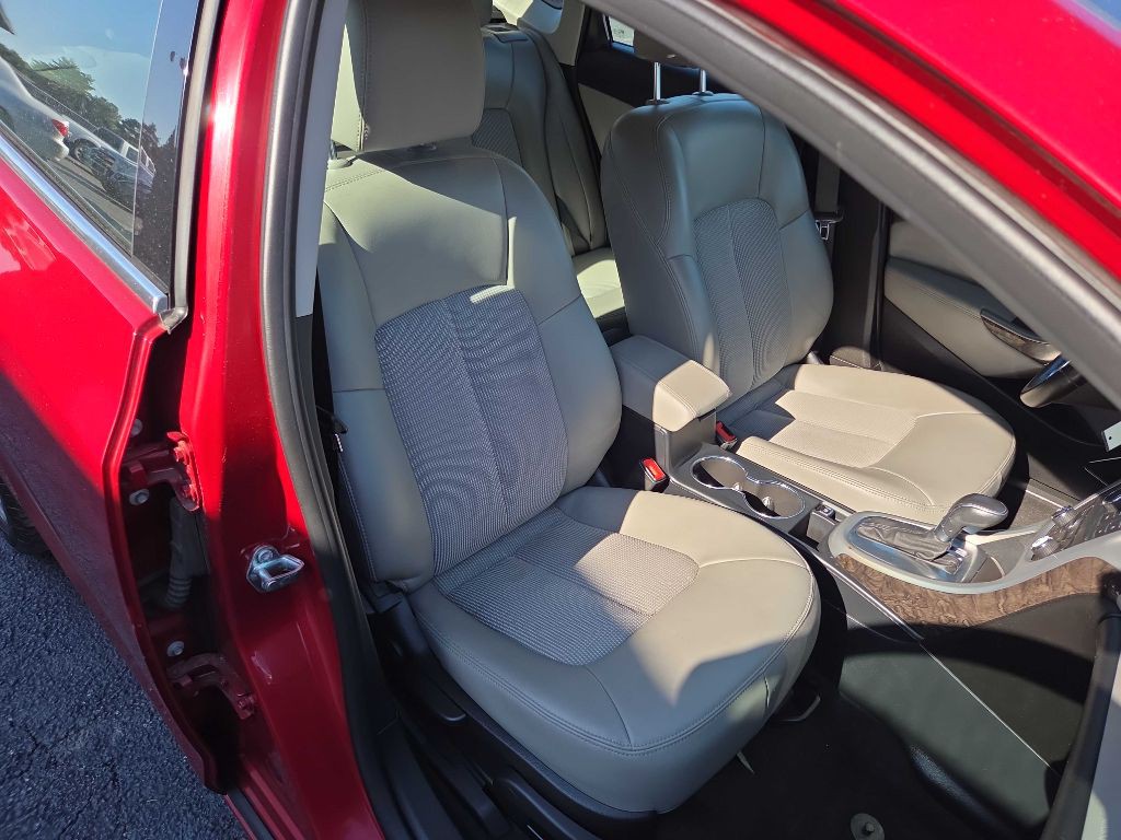 2015 Buick Verano Image 10