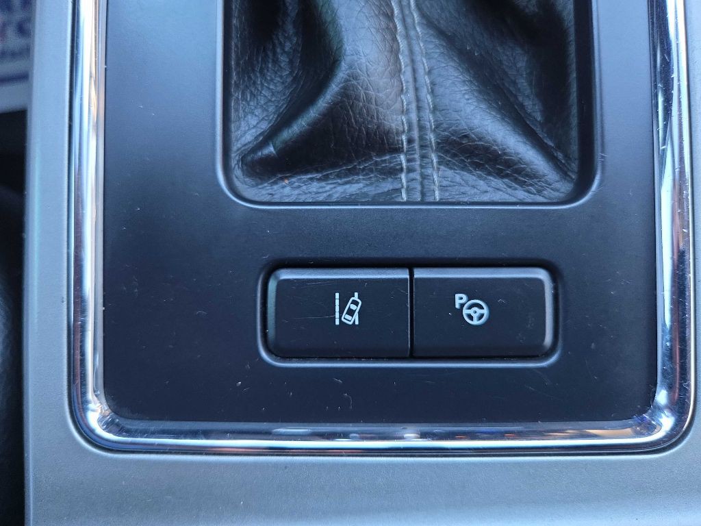 2015 Ford F-150 Image 32