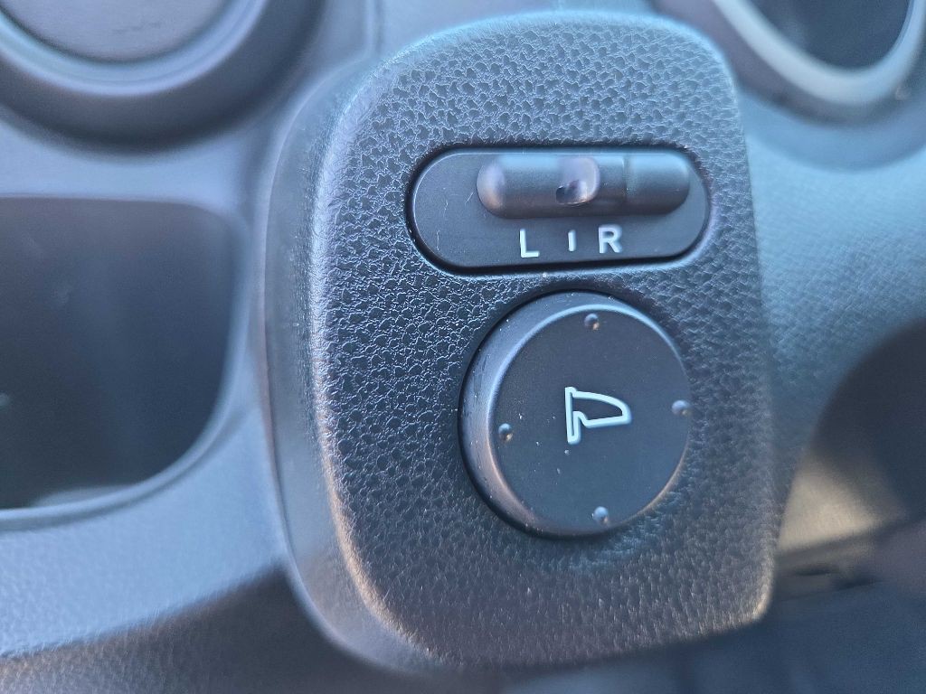 2011 Honda Fit Image 14