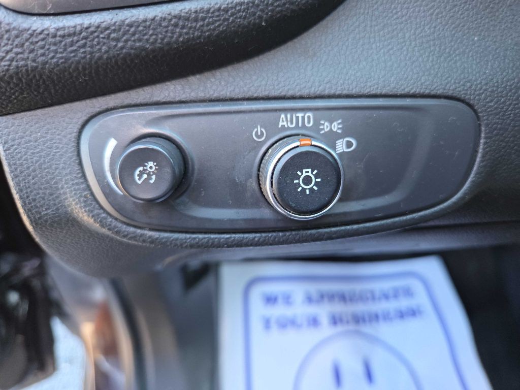 2020 Chevrolet Trax Image 15