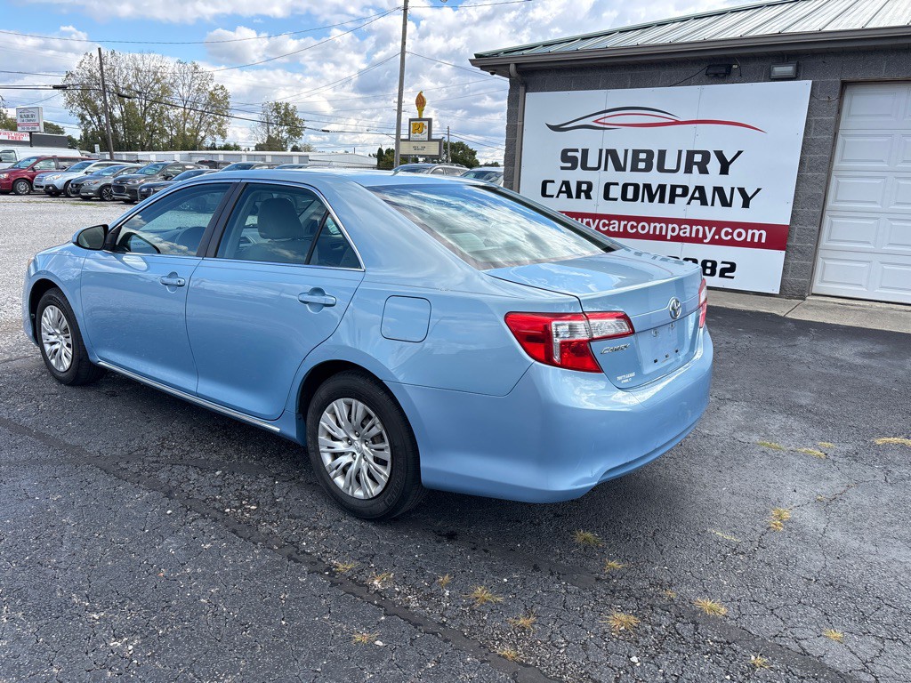 2012 Toyota Camry Image 7