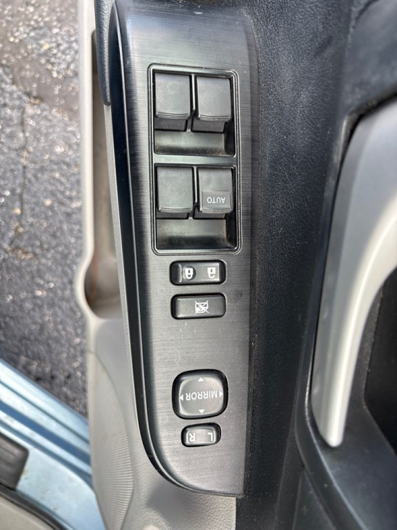 2012 Toyota Camry Image 13