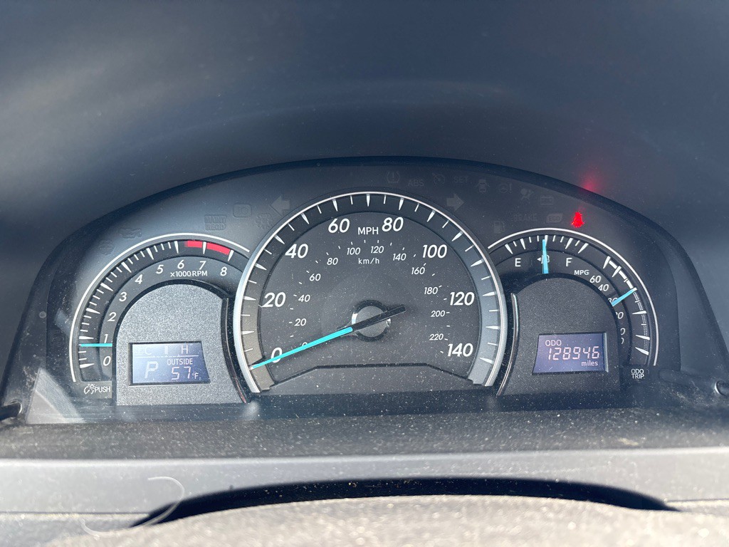 2012 Toyota Camry Image 15