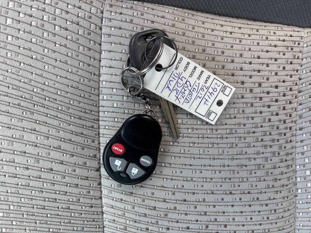 2012 Toyota Camry Image 28