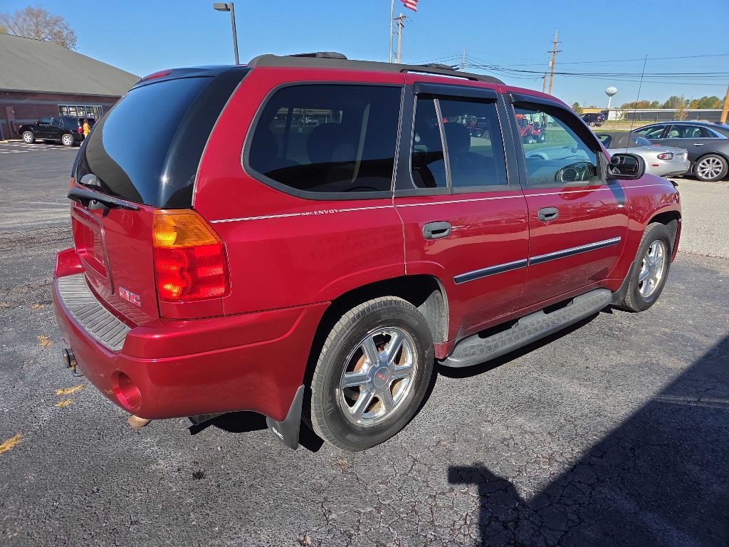2008 GMC Envoy Image 5