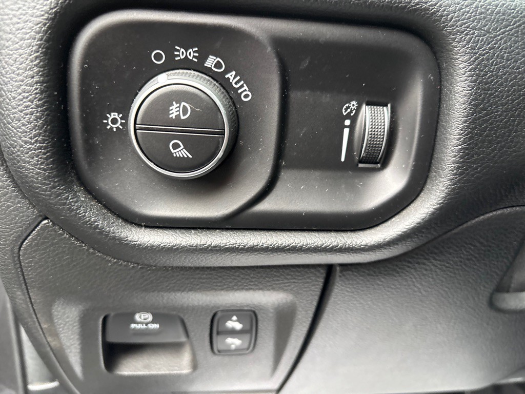 2020 RAM 1500 Image 13