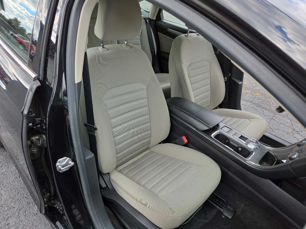 2018 Ford Fusion Image 10