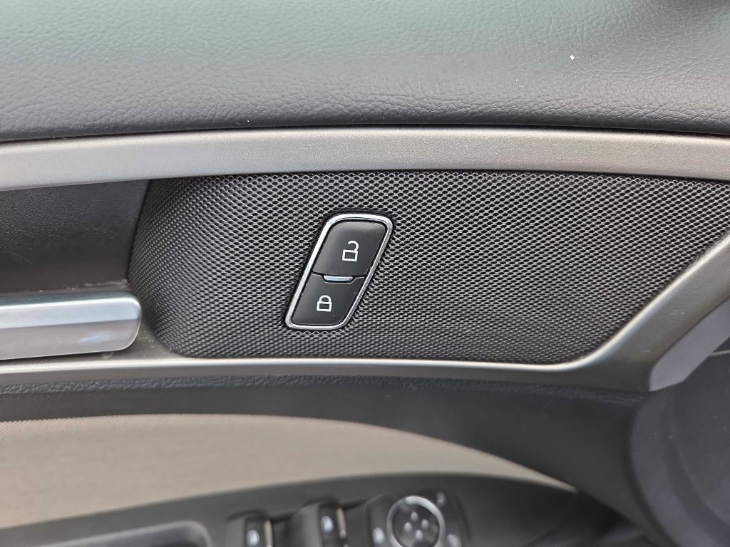 2018 Ford Fusion Image 13