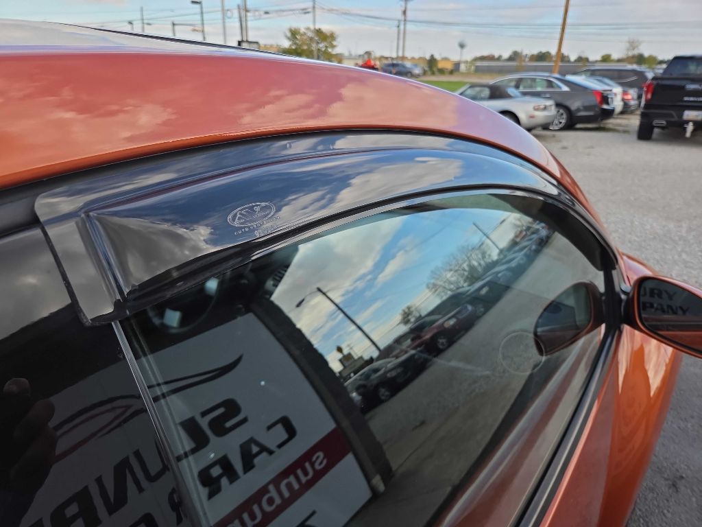 2010 Volkswagen Beetle Image 30