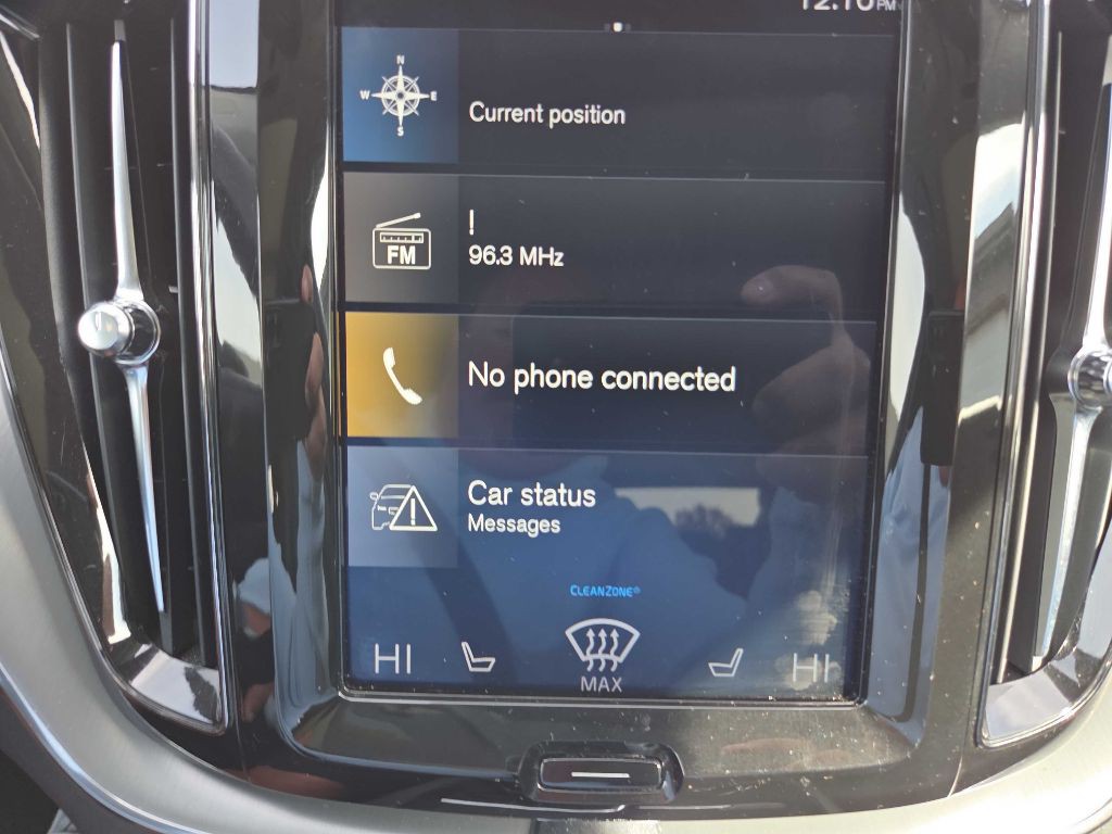 2018 Volvo XC60 Image 22