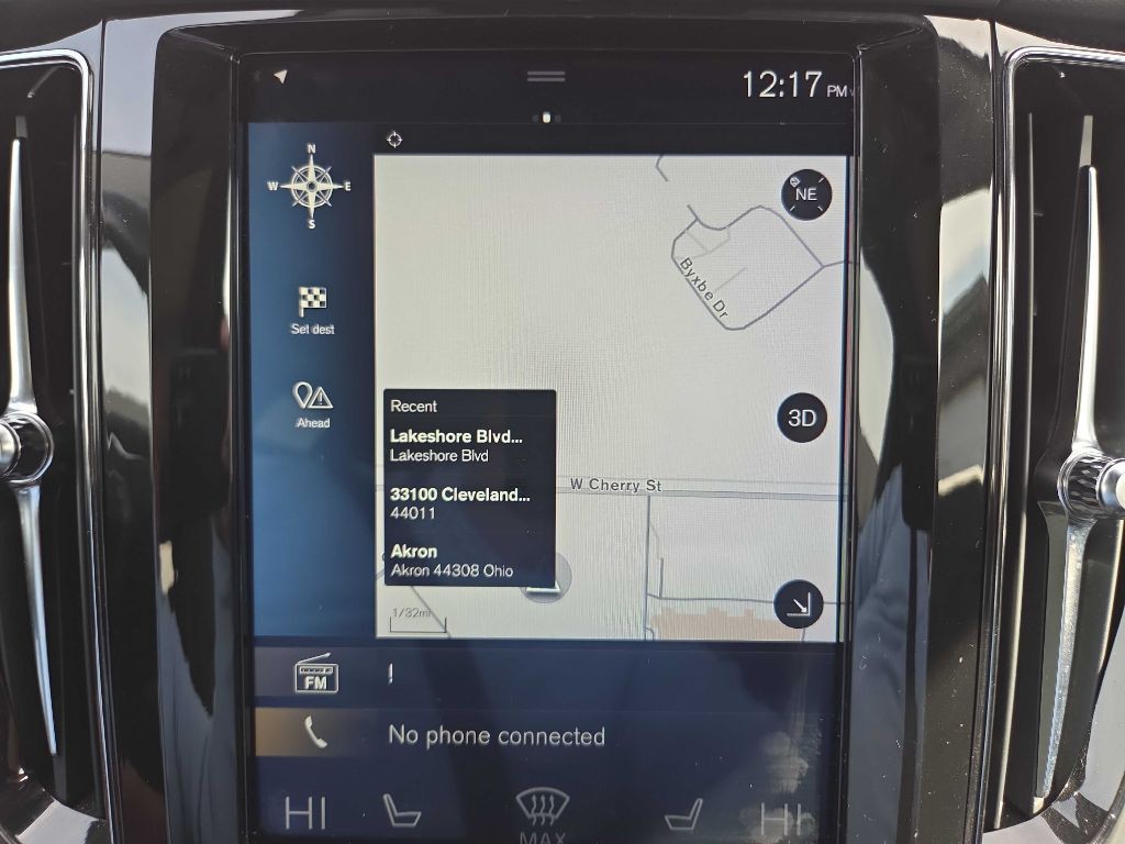 2018 Volvo XC60 Image 24