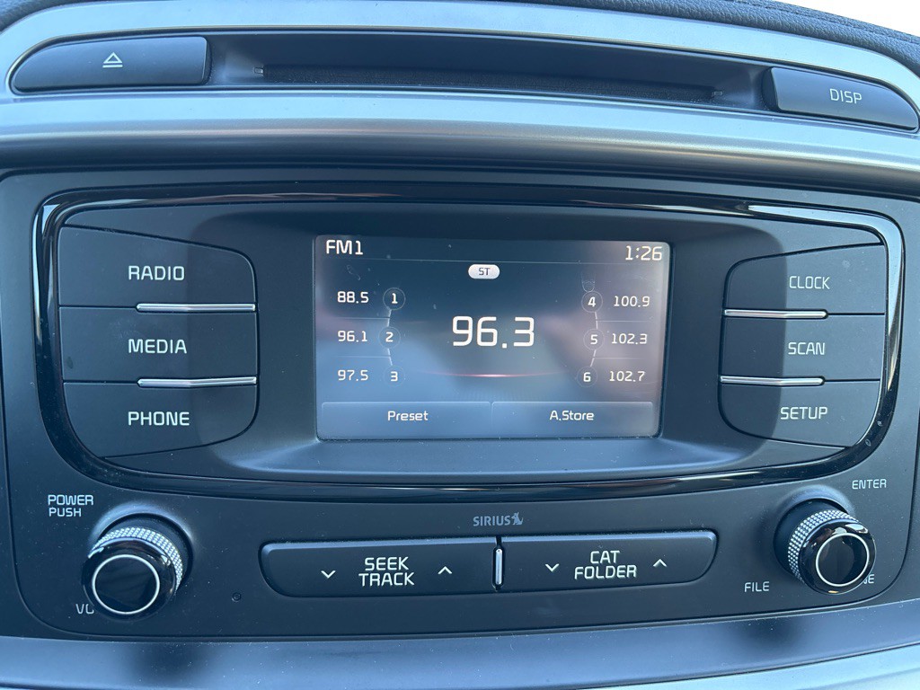 2016 Kia Sorento Image 18