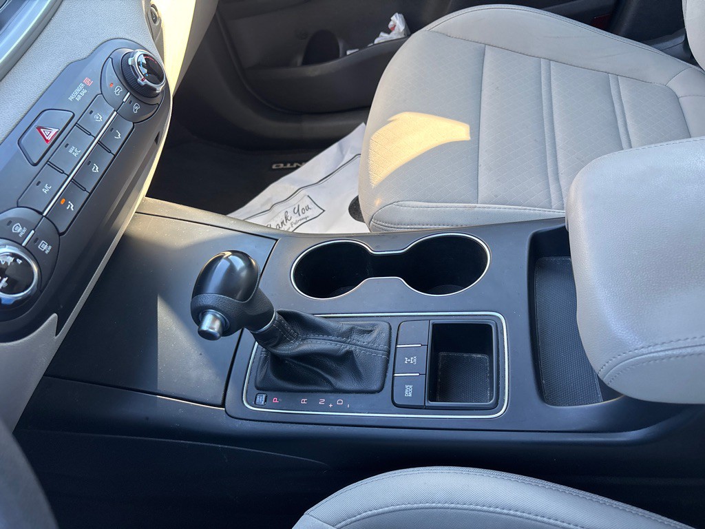 2016 Kia Sorento Image 22