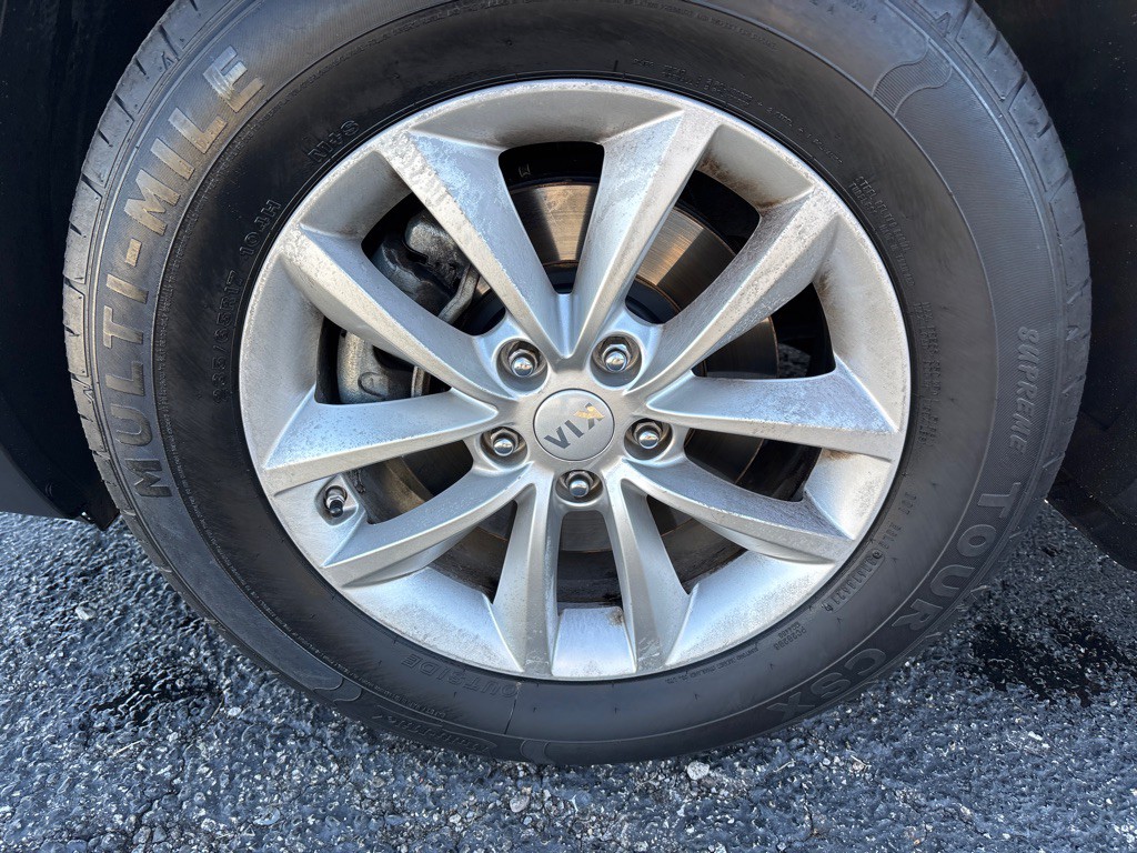 2016 Kia Sorento Image 24