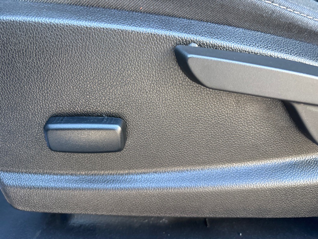 2022 Chevrolet Colorado Image 12