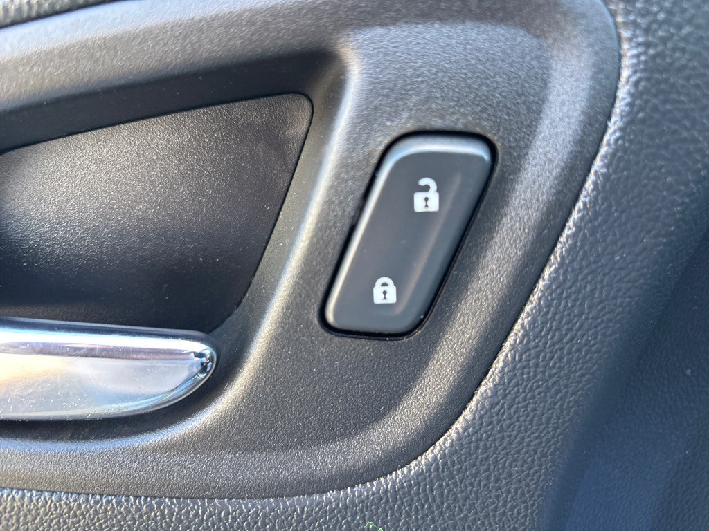 2022 Chevrolet Colorado Image 14