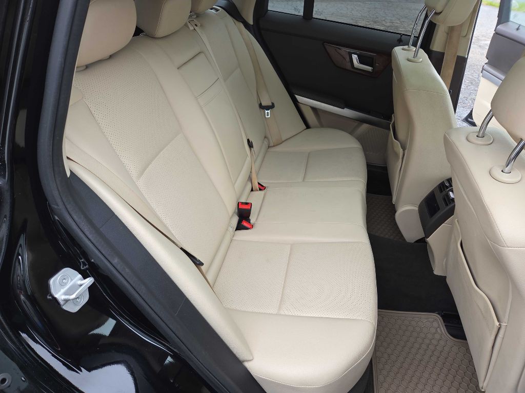 2015 Mercedes-Benz GLK-Class Image 11