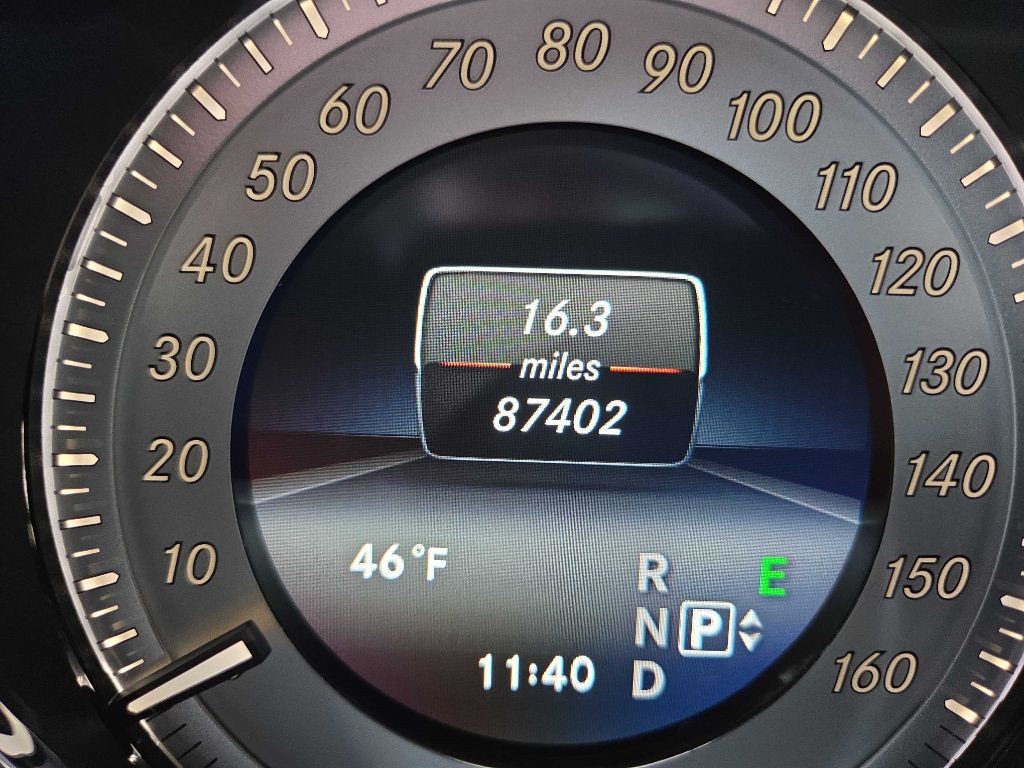 2015 Mercedes-Benz GLK-Class Image 18