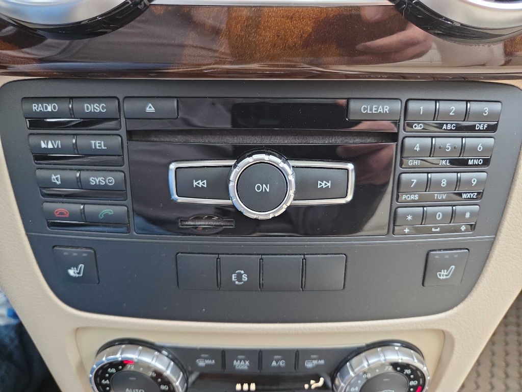 2015 Mercedes-Benz GLK-Class Image 27