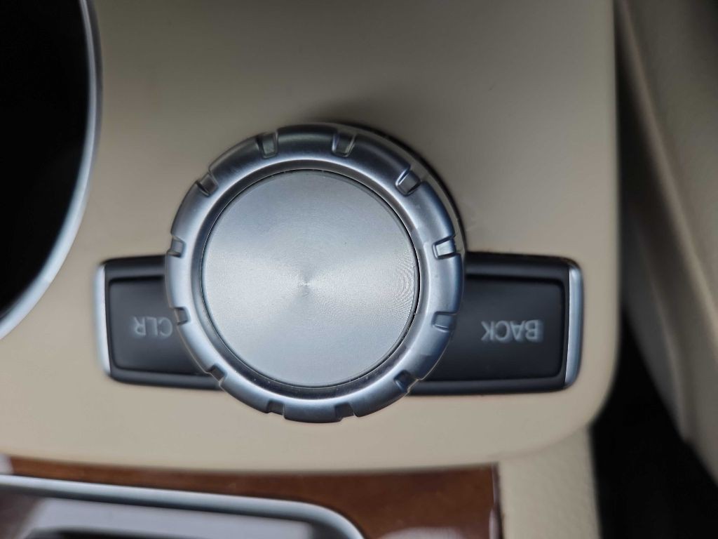 2015 Mercedes-Benz GLK-Class Image 29