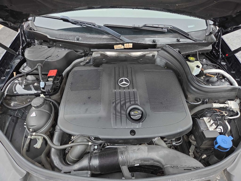 2015 Mercedes-Benz GLK-Class Image 32