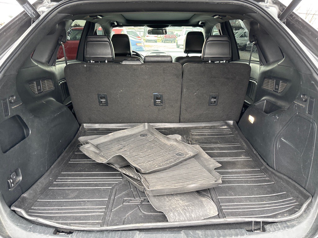 2020 Ford Edge Image 12