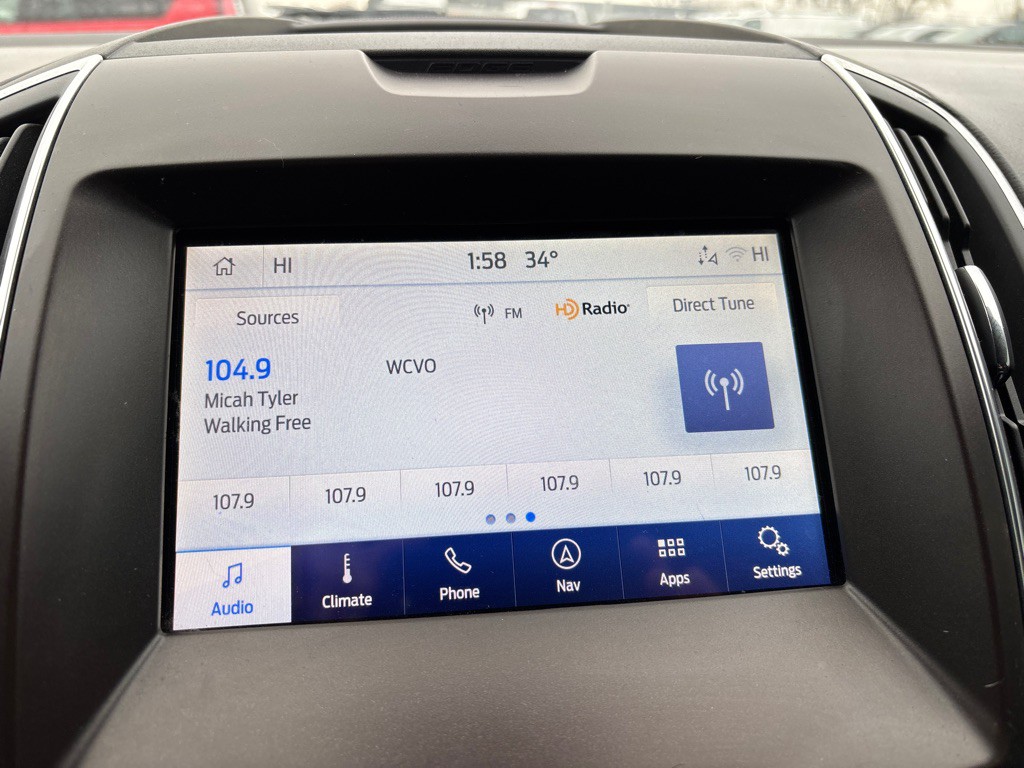 2020 Ford Edge Image 22