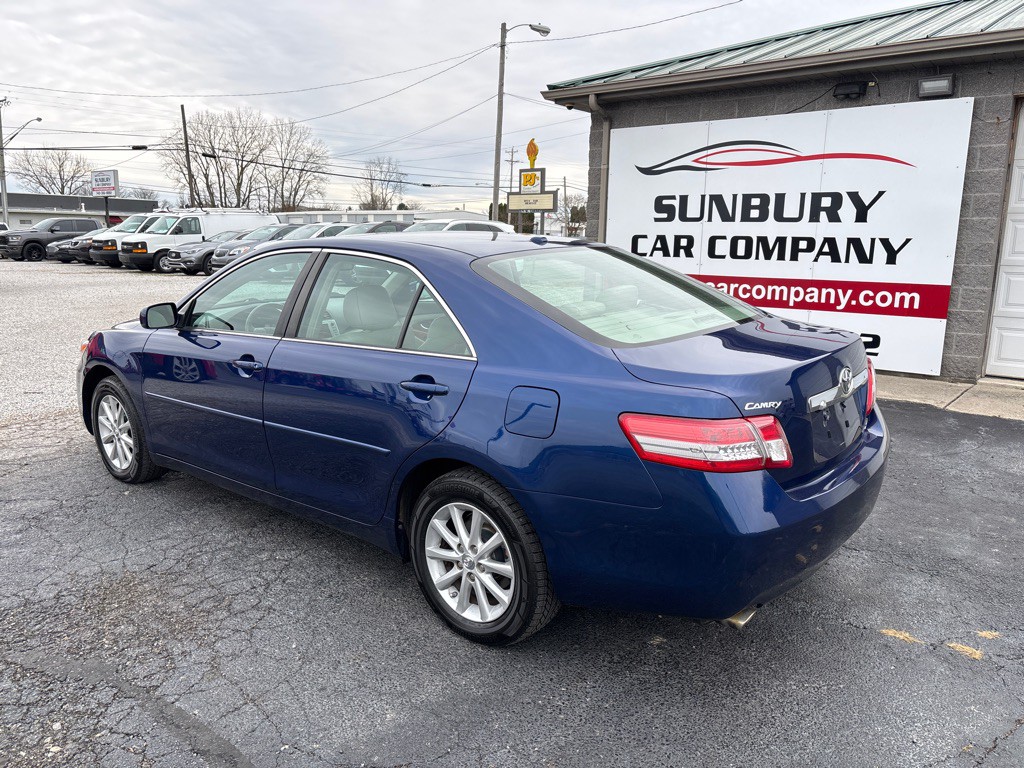2011 Toyota Camry Image 7