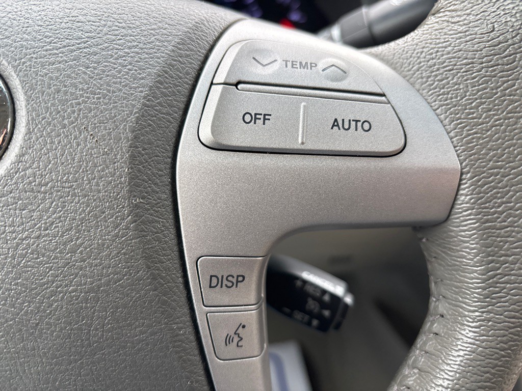 2011 Toyota Camry Image 16