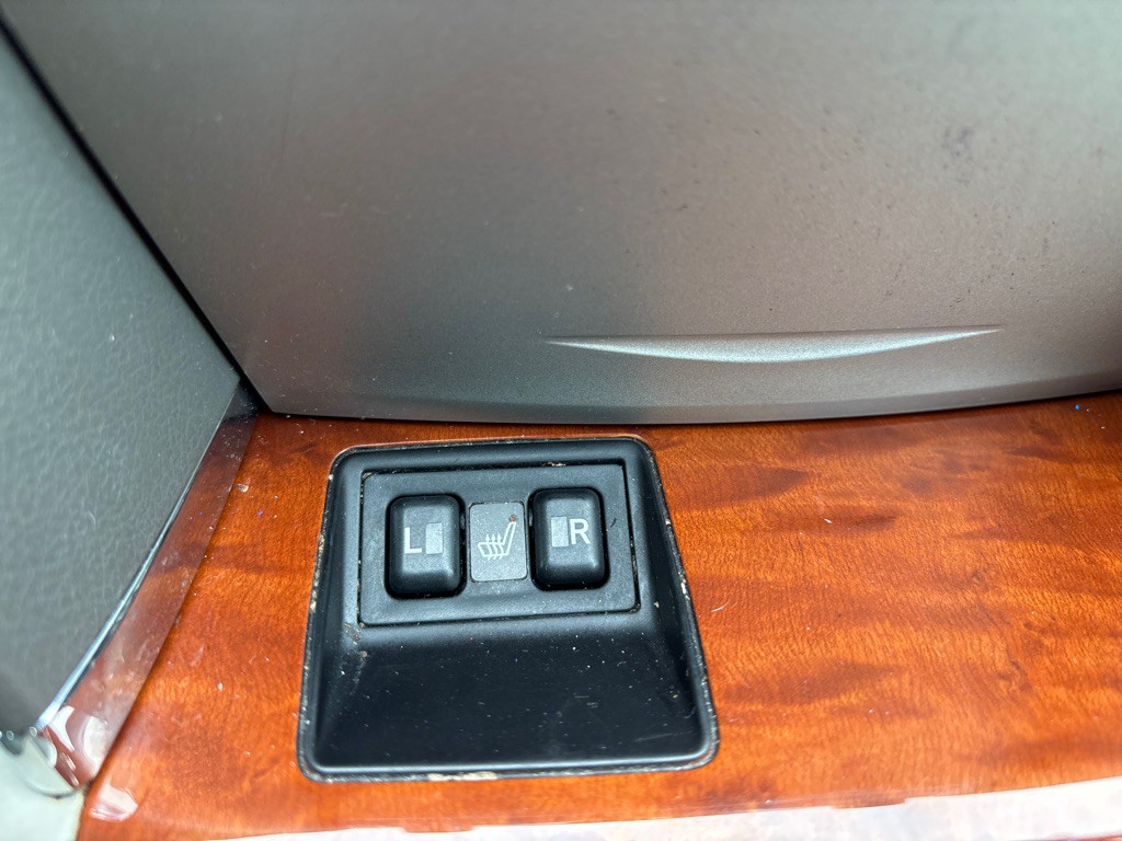 2011 Toyota Camry Image 20